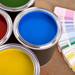 custom-coloured-wooden-blinds-